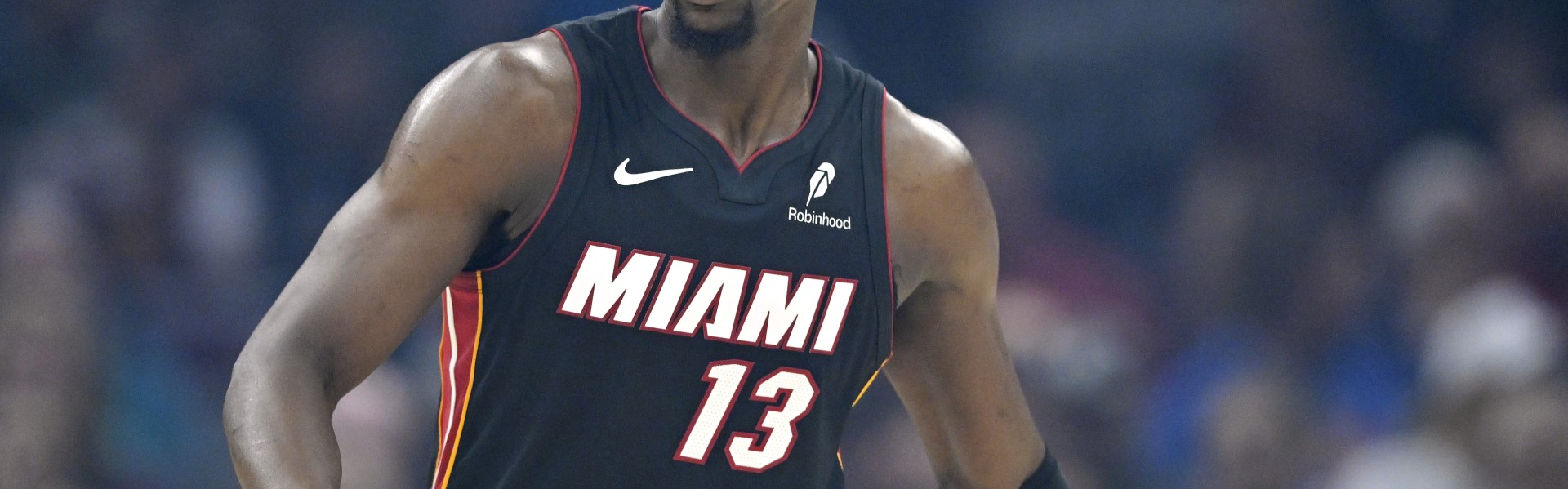 竞彩足球-生涯首次！阿德巴约本赛季场均20+10 04-05赛季奥尼尔后队史首人