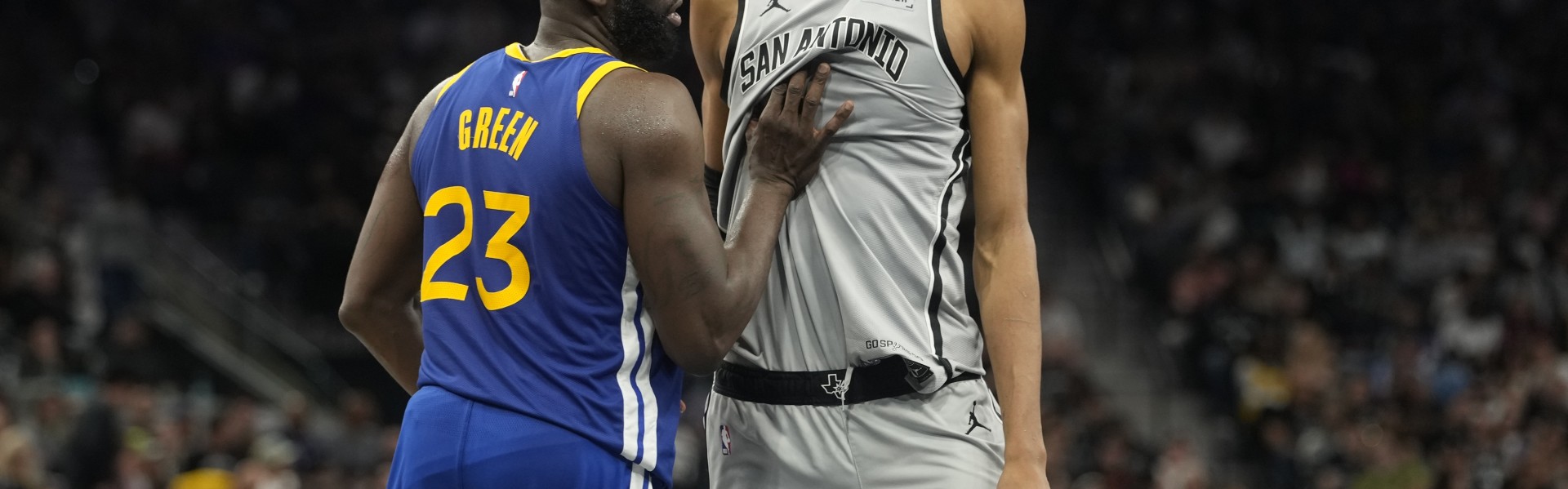 竞彩足球-追梦：都不想说文班是“人” 他就是超凡脱俗的存在&amp;场上他一顶四