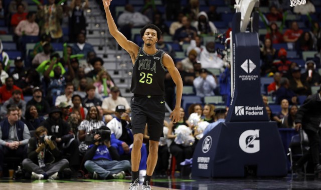 足球比分-功亏一溃！墨菲19投11中高效砍下31分5板2助 可惜关键抛投打铁