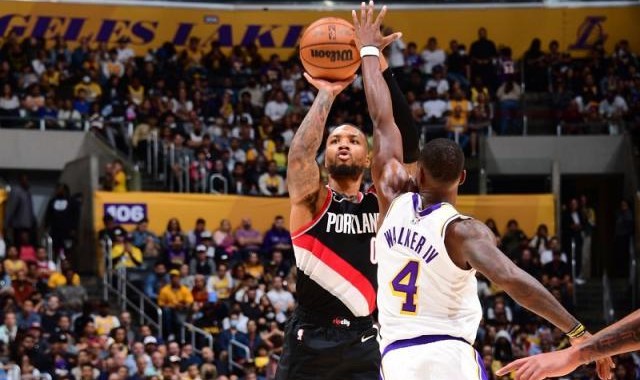 利拉德时间重现江湖！被看衰的开拓者以3连胜开局