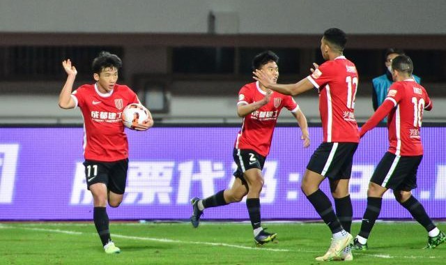 竞彩足球资讯分析-【中超】金敃友杨旭传射PK  成都3比2全华班申花