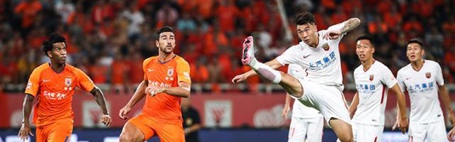 石柯昨抵济南面谈鲁能高层 郝伟要定前国脚登“山”